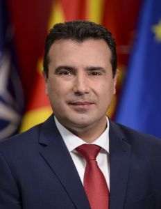 Parlamentul Macedoniei de Nord a aprobat demisia premierului Zoran Zaev