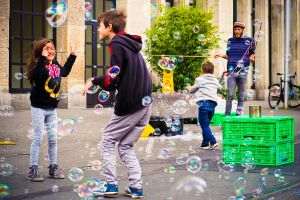 Ministerul Familiei negociază obţinerea de fonduri europene pentru a ajuta familiile în care se găsesc copii cu nevoi speciale