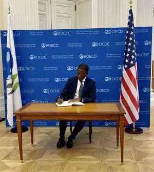 Wally Adeyemo, secretarul adjunct al Trezoreriei SUA (Sursa foto: www.twitter.com/ Deputy Secretary Wally Adeyemo)