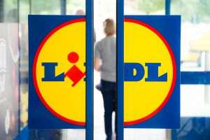 Lidl România inaugurează două magazine, unul în Bucureşti şi unul în Bucov, judeţul Prahova