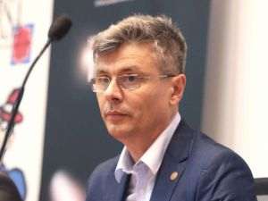 Virgil Popescu anunţă prelungirea perioadei de depunere a proiectelor pentru cogenerare de înaltă eficienţă în sectorul încălzirii centralizate