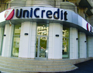  În România, "UniCredit", cel mai mare grup bancar din Europa Centrală şi de Est, este prezent prin "UniCredit Ţiriac Bank".