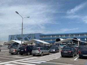 "Nicio investiţie în infrastructura aeroportuară la CNAB, în perioada 2014-2019"