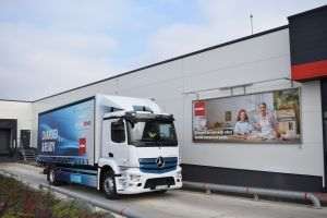 Camionul electric Mercedes-Benz eActros intră în operaţiunile curente ale Step One Spedition şi PENNY România