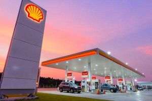 Shell va plăti aproape două miliarde de dolari impozite extraordinare în UE şi Marea Britanie