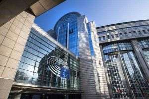 UE poate recurge la instrumente comerciale pentru a împiedica Rusia să ocolească sancţiunile