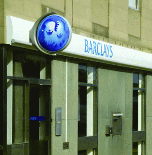 "Barclays" vinde "iShares"