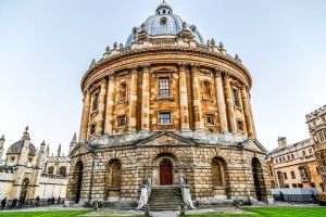 Universitatea Oxford din Marea Britanie a rupt legăturile cu un finanţator cheie, familia Sackler