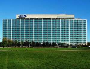 Ford va rechema la service peste 125.000 de SUV-uri şi camionete