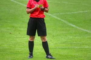 Arbitri şi observator din România la meciurile de debut de la EURO U21