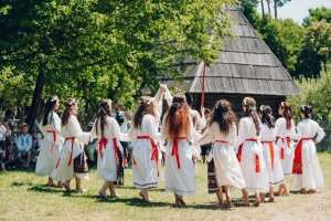 Mii de turişti sunt aşteptaţi în acest weekend la Ziua Universală a Iei sărbătorită la Muzeul Astra din Sibiu