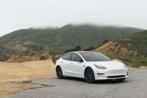  Tesla a livrat un număr record de vehicule