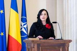 Ministrul Muncii : "Cu pensia minimă, un vârstic nu reuşeşte să-şi asigure necesităţile"!