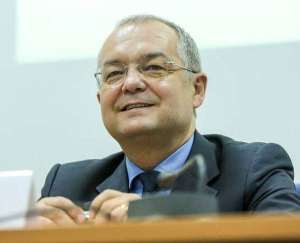 Emil Boc: Reciclarea înseamnă mediu sănătos, slujbe bine plătite şi bani în buzunar