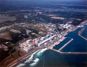 https://en.wikipedia.org/wiki/Fukushima_Daiichi_Nuclear_Power_Plant#/media/File:Fukushima_Daiichi_04780015_(8388174045).jpg