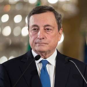 Mario Draghi va fi solicitat să consilieze blocul comunitar pentru creşterea competitivităţii economiei