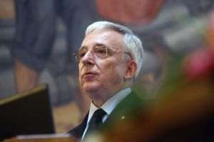 Isărescu: "Almost all central banks keep half of their gold stock in an international center" 