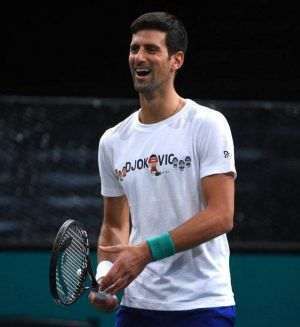 Novak Djokovici s-a calificat în optimi la ATP Masters 1000 de la Paris