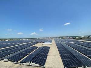 Simtel finalizează cea mai mare centrală electrică fotovoltaică instalată pe acoperişul unei singure clădiri din România