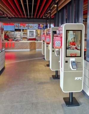 Sphera Franchise Group inaugurează primul KFC Drive Thru din Buzău, în urma unei investiţii de 1,5 milioane de euro 