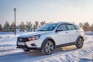 Avtovaz vrea să crească producţia de maşini Lada la 500.000 de unităţi în 2024