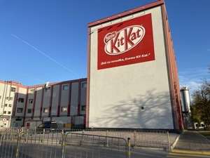 Peste 20.000 de tone de batoane şi napolitane KitKat vor fi produse în acest an la fabrica Nestle din Sofia