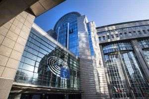 Bloomberg: Aderarea Bulgariei la euro va fi amânată