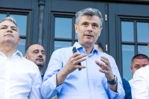 Virgil Popescu îşi anunţă candidatura pentru funcţia de primar al municipiului Drobeta Turnu Severin