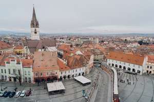 Casa Artelor din Sibiu şi-a deschis oficial porţile