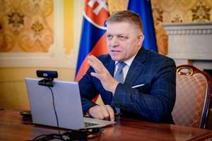 Premierul slovac Robert Fico a fost operat din nou, starea sa se menţine foarte gravă