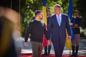 Iohannis, discuţii cu Zelenski despre viitorul Summit NATO şi consolidarea securităţii la Marea Neagră