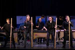 Muzicianul Zoli Toth şi Ansamblul de percuţie Young Beats organizează evenimentul Meet The Beats