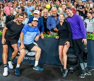 Banca Transilvania continuă parteneriatul cu Simona Halep