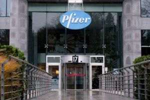 Pfizer va testa în studii clinice un medicament oral pentru slăbit