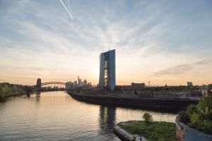 The ECB maintains the reference interest rate