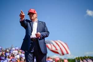 Donald Trump participă astăzi la primul miting de campanie după tentativa de asasinat împotriva sa