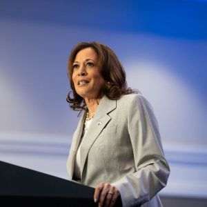 Kamala Harris: "Cursa împotriva lui Trump va fi strânsă"