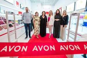 Avon îşi continuă expansiunea omnichannel şi deschide un nou magazin în sistem de franciză în Ploieşti