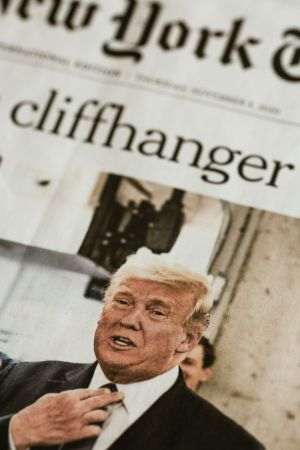 Ciolacu şi Ciucă îi transmit felicitări lui Donald Trump pentru "victoria istorică"