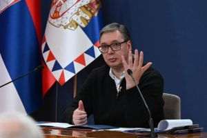 Preşedintele Vucic denunţă un "atac hibrid" împotriva Belgradului