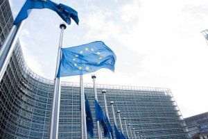 Eurostat: Uniunea Europeană a alocat anul trecut 381,4 miliarde de euro pentru cercetare şi dezvoltare