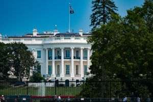 Congresul SUA s-a reunit pentru a certifica revenirea lui Donald Trump la Casa Albă