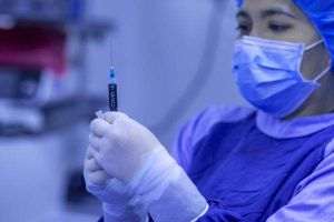 SUA acordă Moderna 590 de milioane de dolari pentru dezvoltarea unui vaccin împotriva gripei aviare