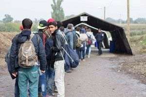 Mexicul ridică adăposturi temporare la graniţă pentru a se pregăti pentru deportări în masă din SUA