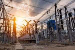 AEI: ANRE nu a pregătit corespunzător liberalizarea pieţei de energie electrică şi propune vouchere ca soluţie de compromis