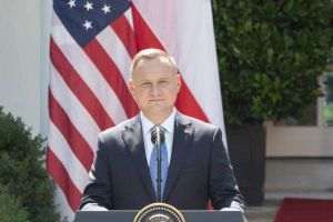 Andrzej Duda, primul lider european primit de Trump la Casa Albă, înaintea lui Macron şi Starmer