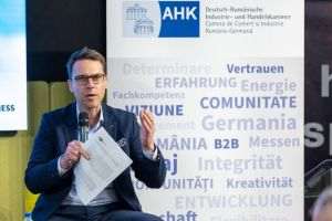 Companiile din comunitatea AHK România solicită cooperare şi reducerea birocraţiei pentru investiţii sustenabile