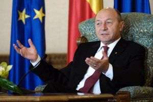 Traian Băsescu: Trump îşi corelează poziţiile şi acţiunile cu Putin, atacând democraţia din România şi Moldova