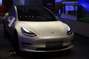 Tesla va deschide primul showroom în India, la Mumbai, pentru vânzarea de vehicule electrice importate