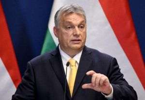 Guvernul Orban plafonează preţurile la alimentele de bază după creşterea inflaţiei